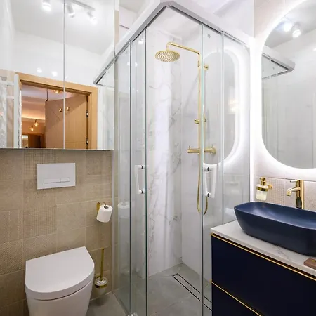 Pink Flower By Oneapartments Апартаменты *