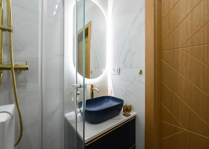 Pink Flower By Oneapartments * Sopot