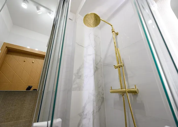 Pink Flower By Oneapartments Lägenhet