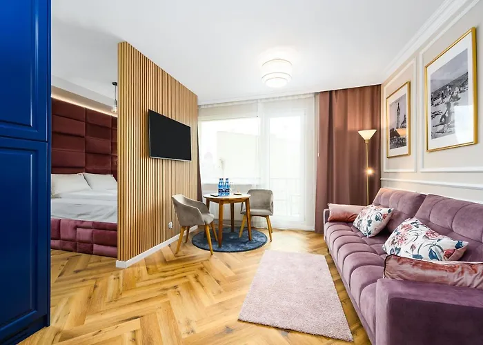 Pink Flower By Oneapartments